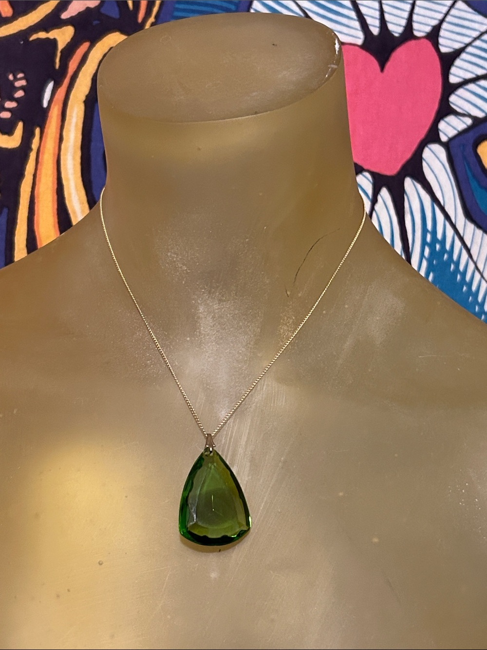 Stunning Green crystal cut glass peridot  Teardrop Pendant Necklace
